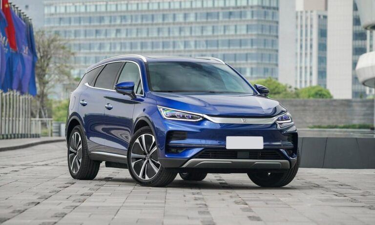 BYD Tang — цены и комплектации 2024